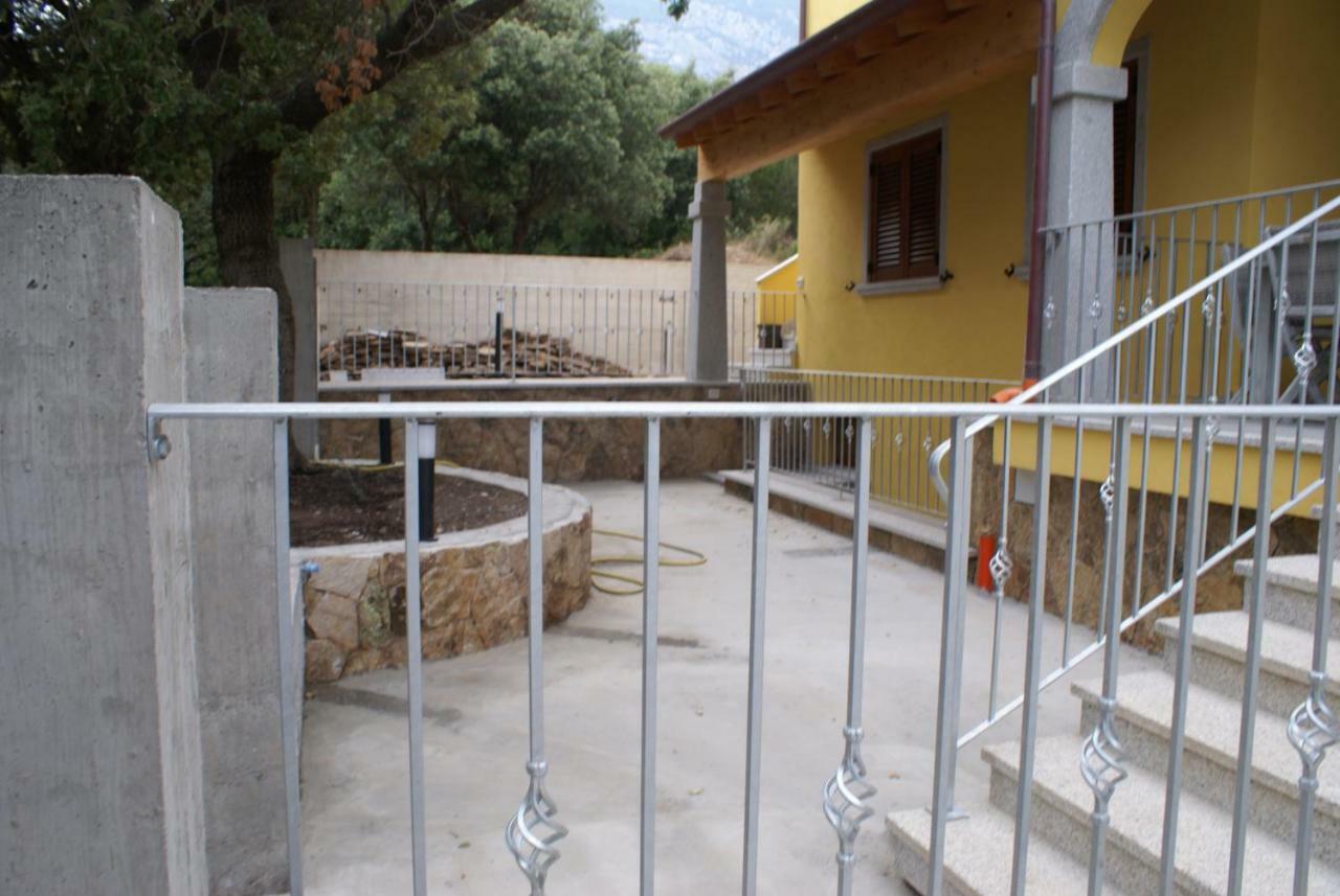 Casa Mariolu 2 Appartement Cala Gonone Buitenkant foto